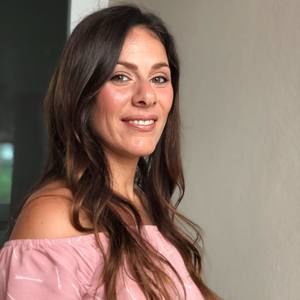 Meet your Posher, Lori